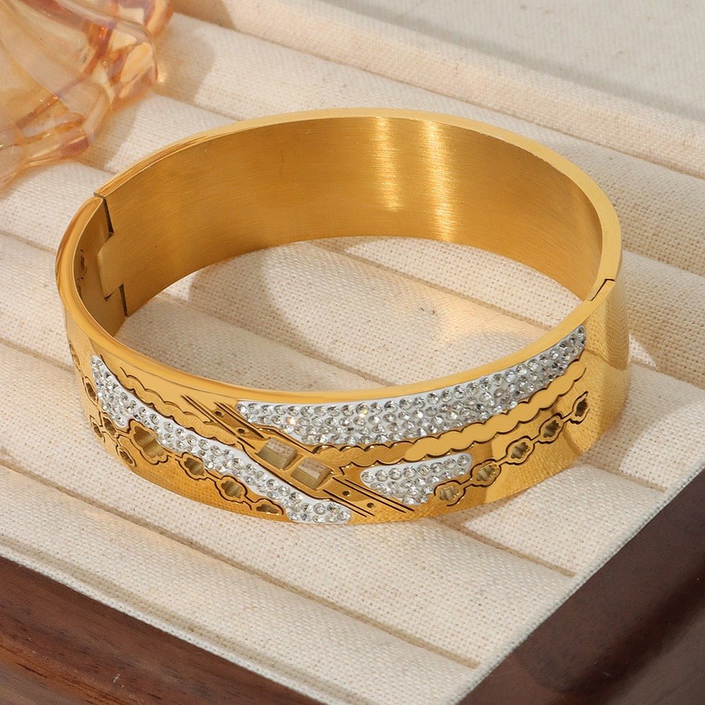 Floral Majesty Bangle - bracelet - Nuran Prestige - Gold - 